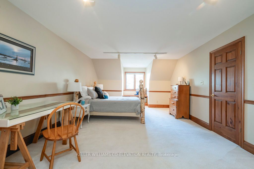 336 Glenbrook Dr