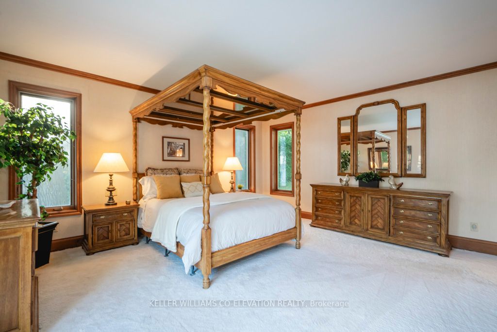 336 Glenbrook Dr