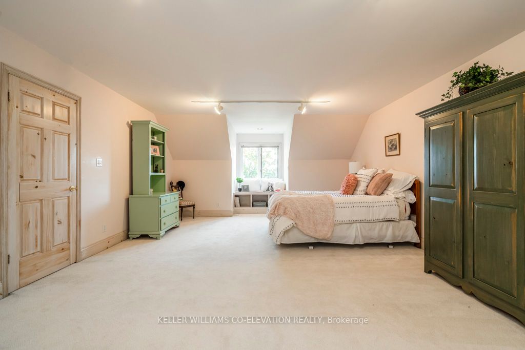 336 Glenbrook Dr