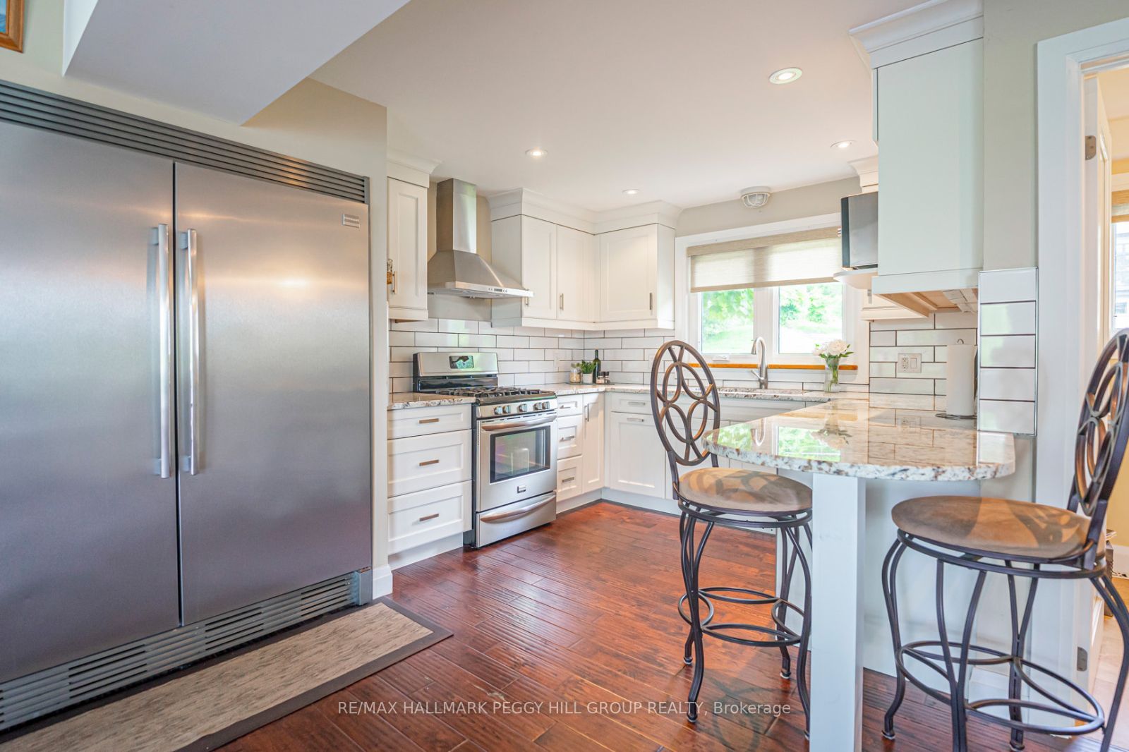 181 Shanty Bay Rd