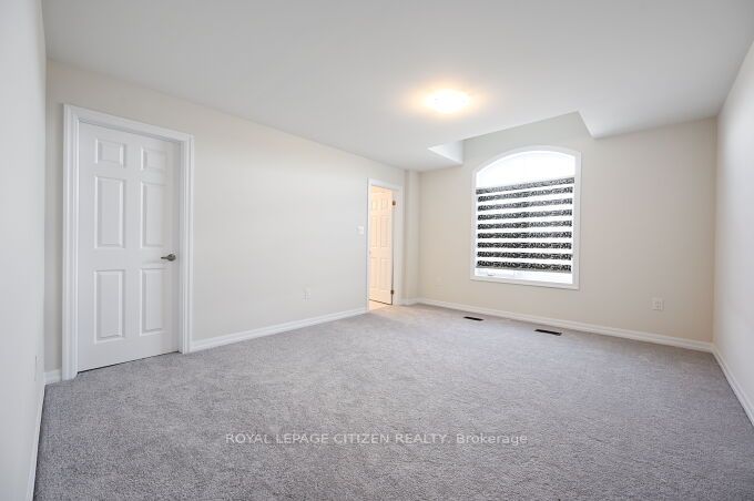 226 Warden St