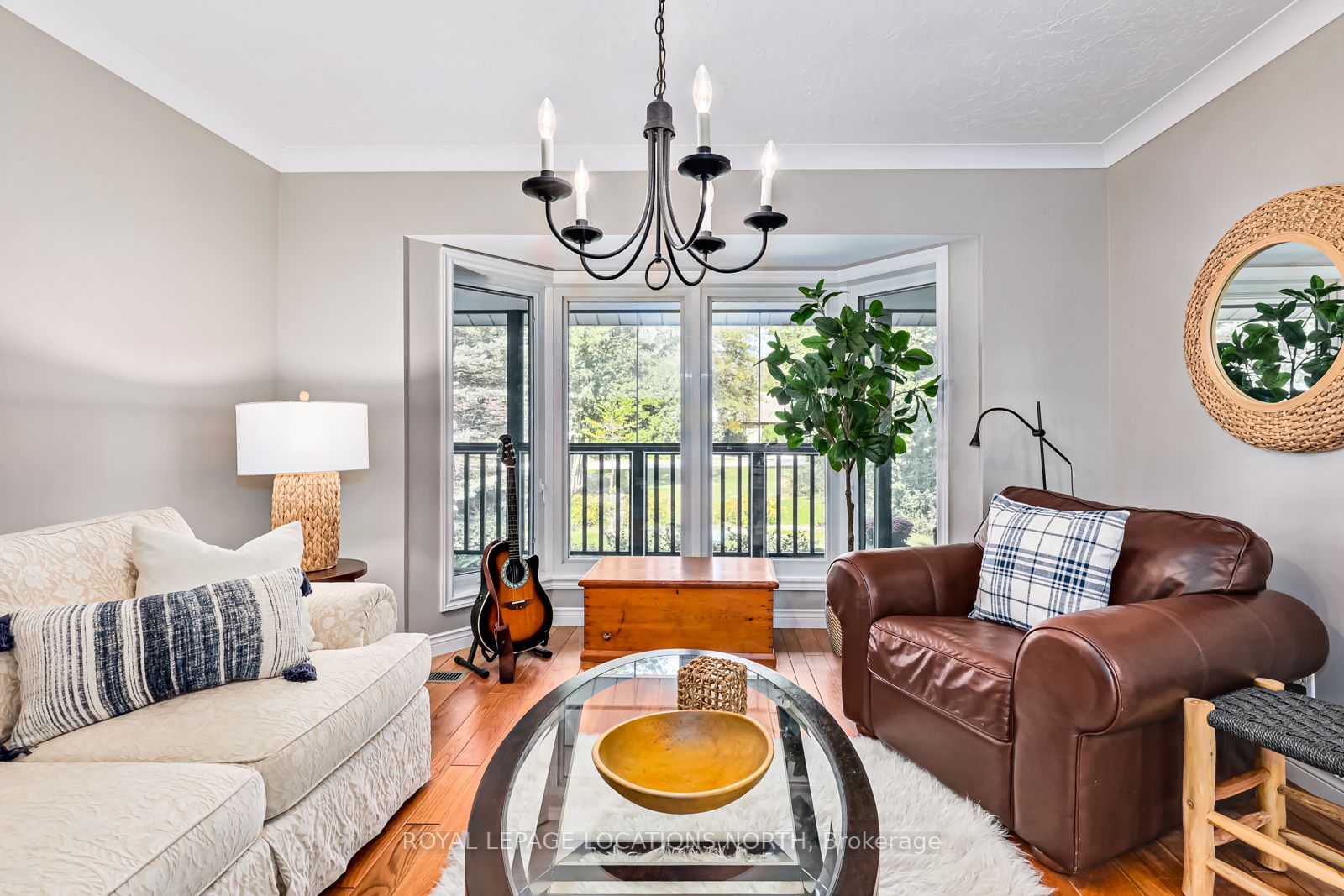 15 Forest Dr