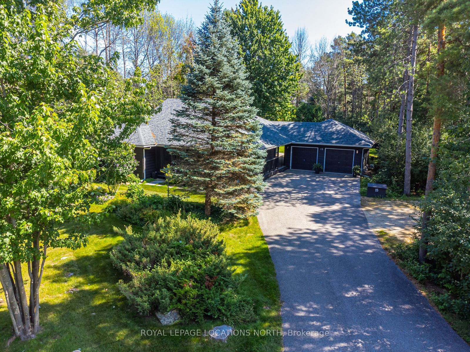 15 Forest Dr
