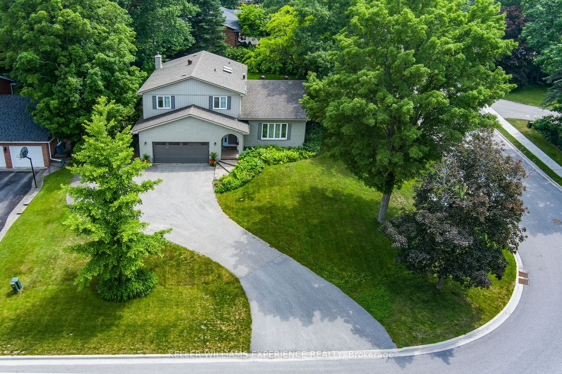 13 Royal Oak Dr
