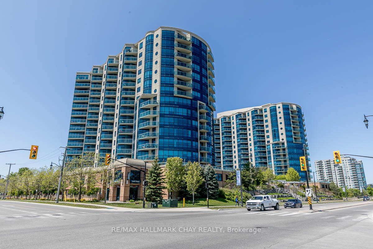 37 Ellen St, #1201