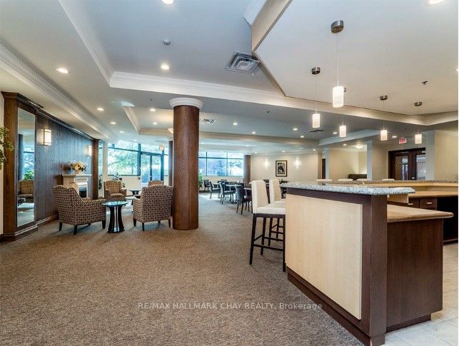37 Ellen St, #1201
