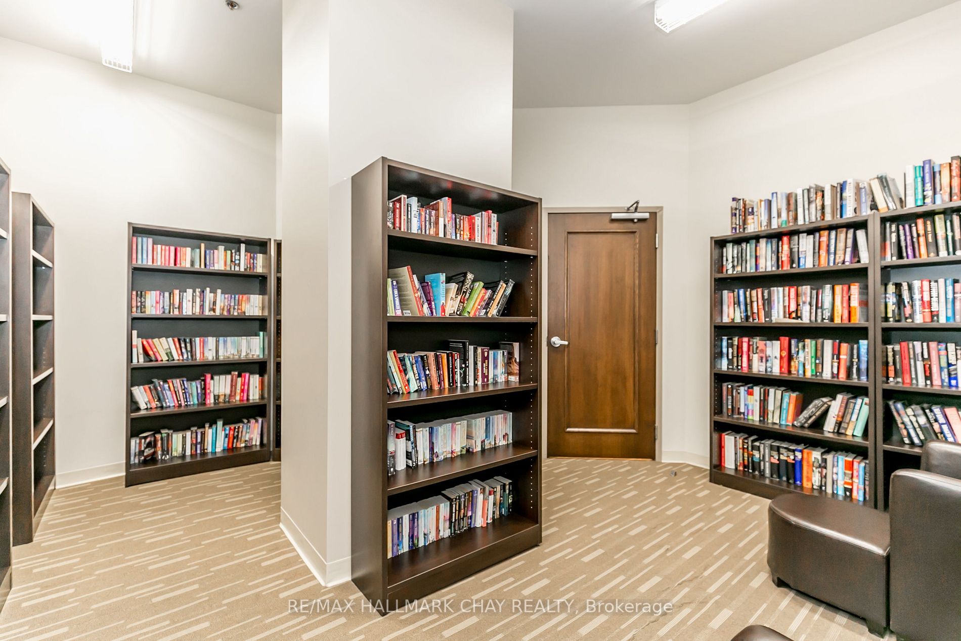 37 Ellen St, #1201