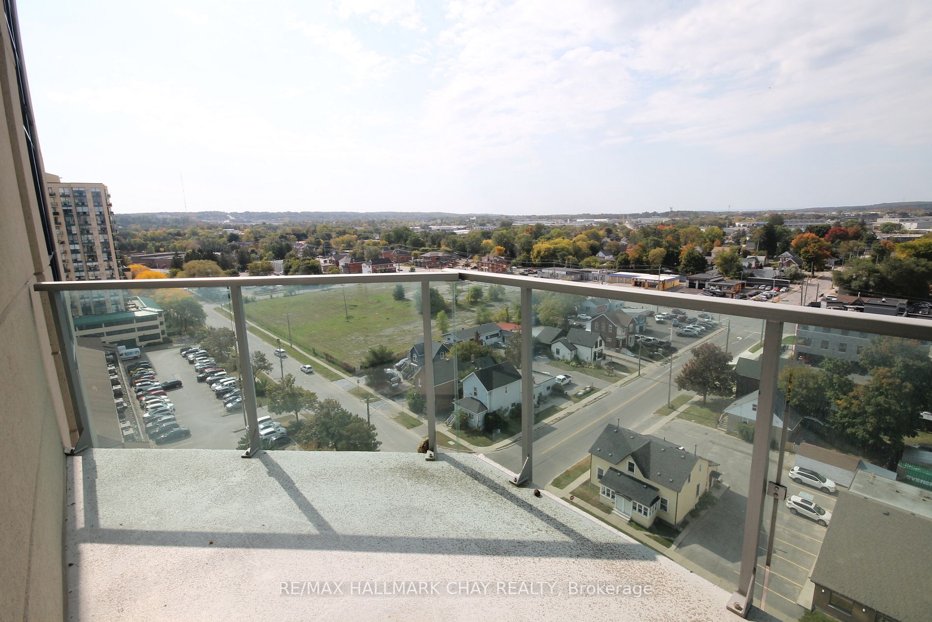 37 Ellen St, #1201