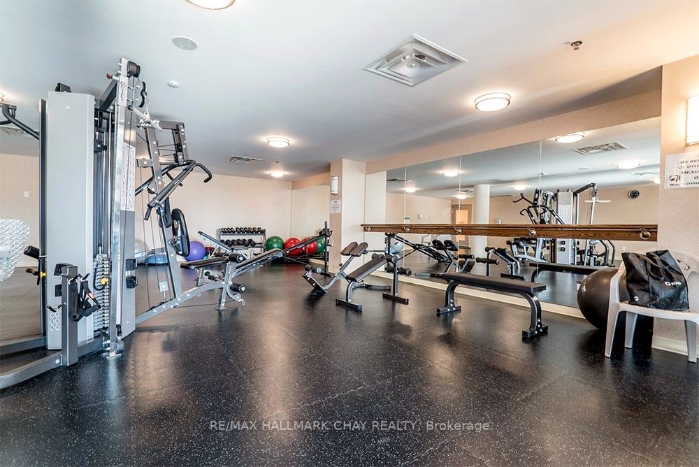 37 Ellen St, #1201