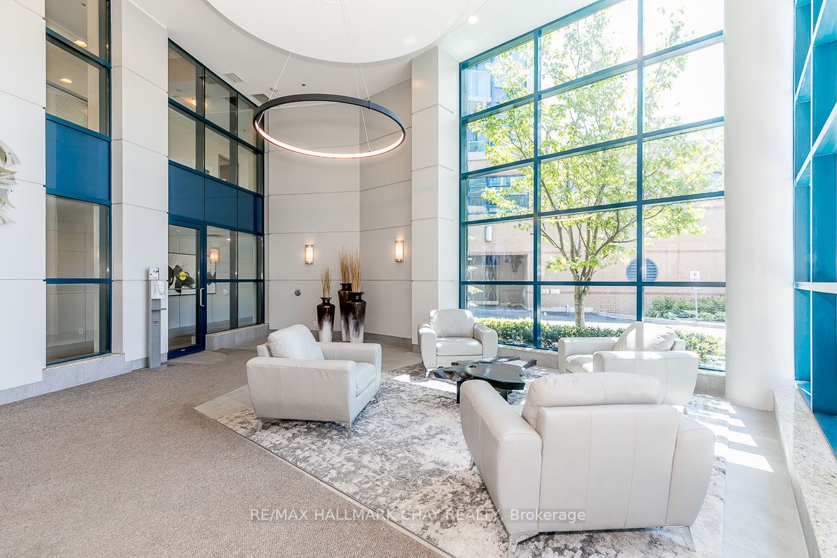 37 Ellen St, #1201