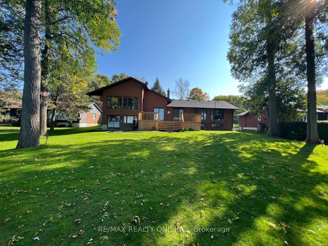 16 Thicketwood Place