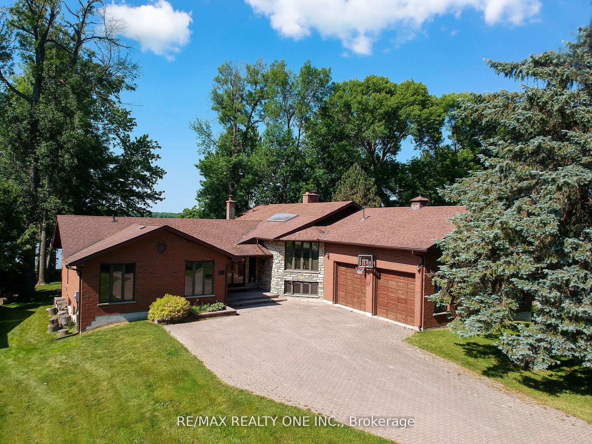 16 Thicketwood Place
