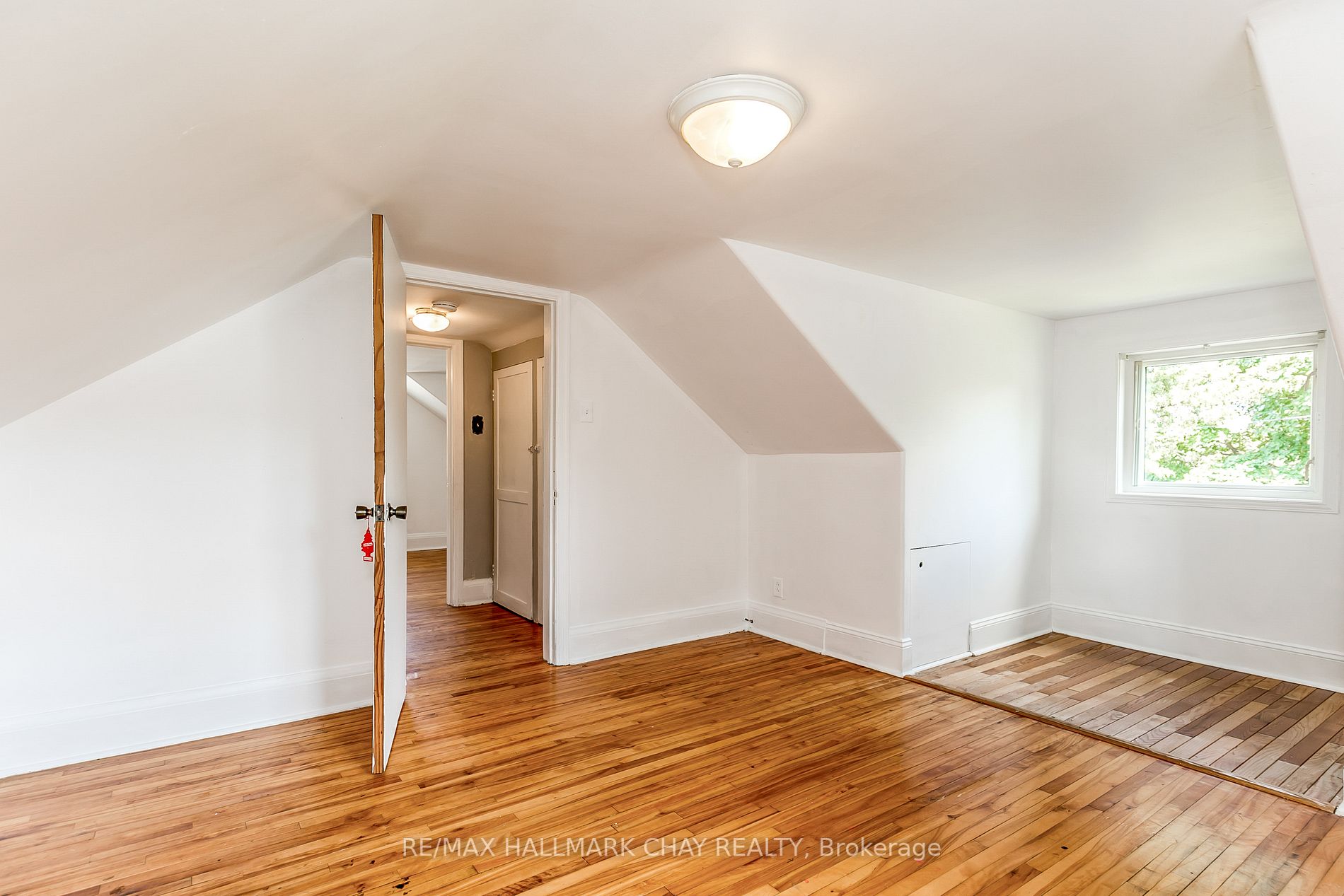 114 Burton Ave