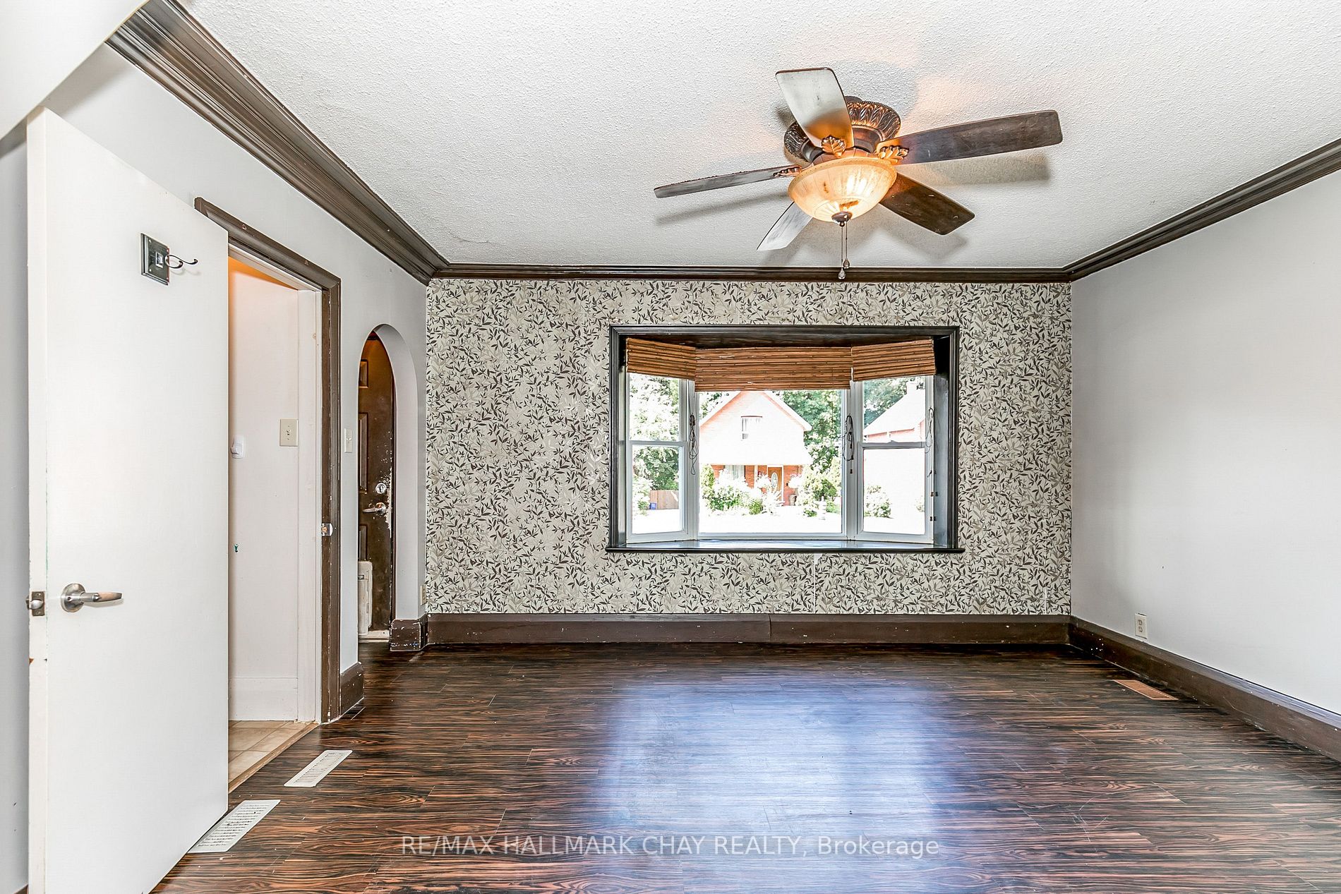 114 Burton Ave