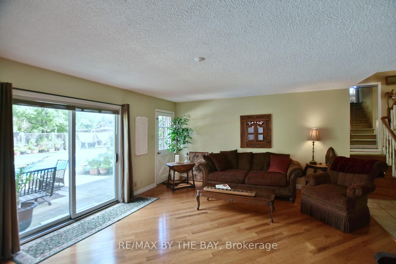 95 Manning Ave