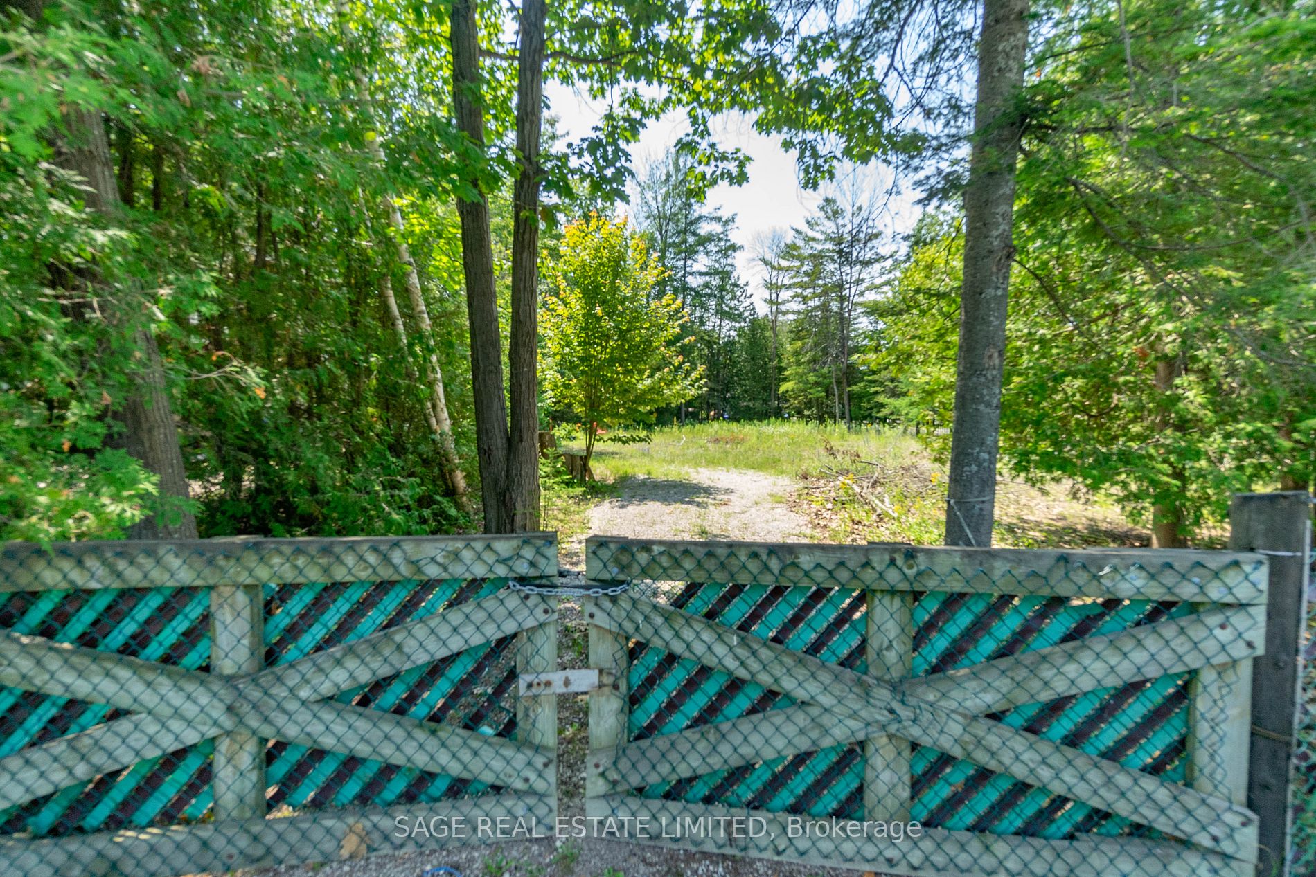 230 Zoo Park Rd