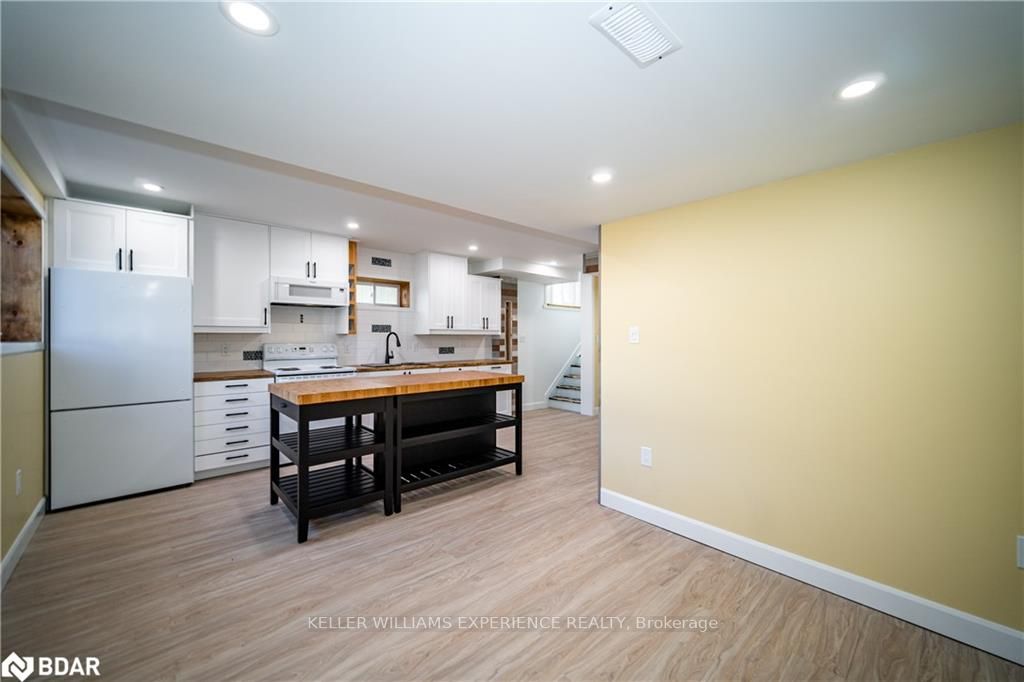 246E James St E, #Lower