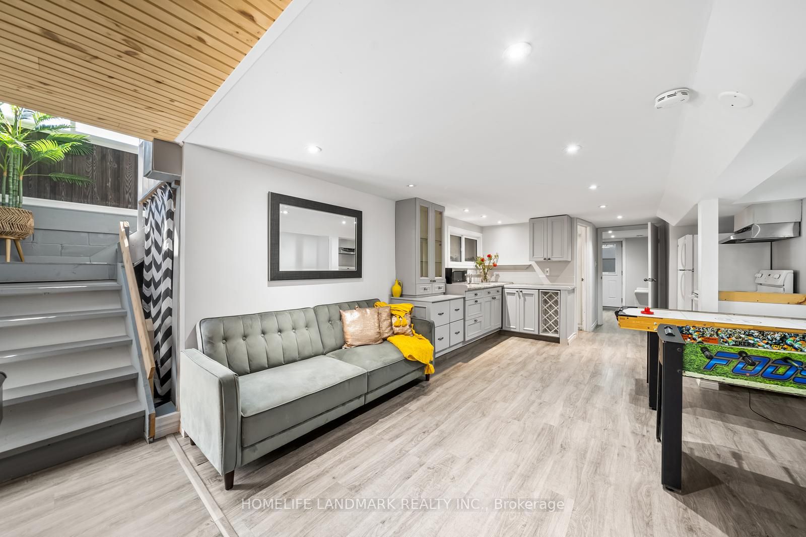 4109 Bonnie Beach Road