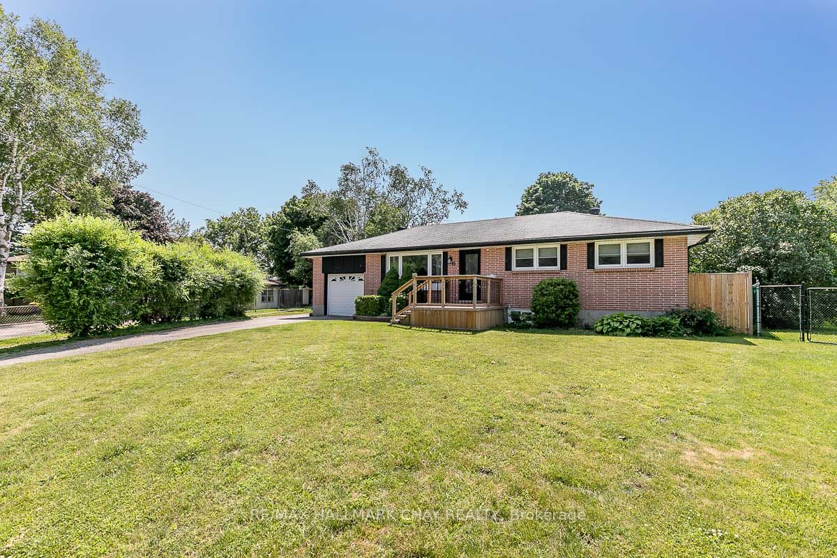 6 Jonathan Crt