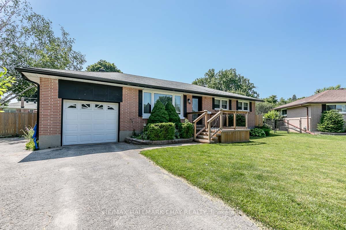 6 Jonathan Crt