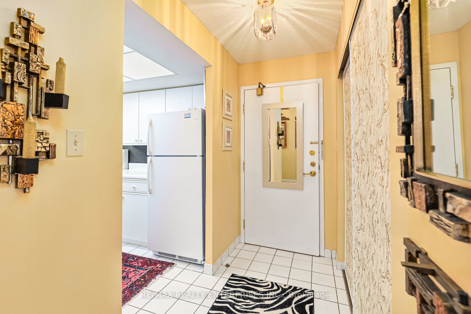 172 Eighth St, #605