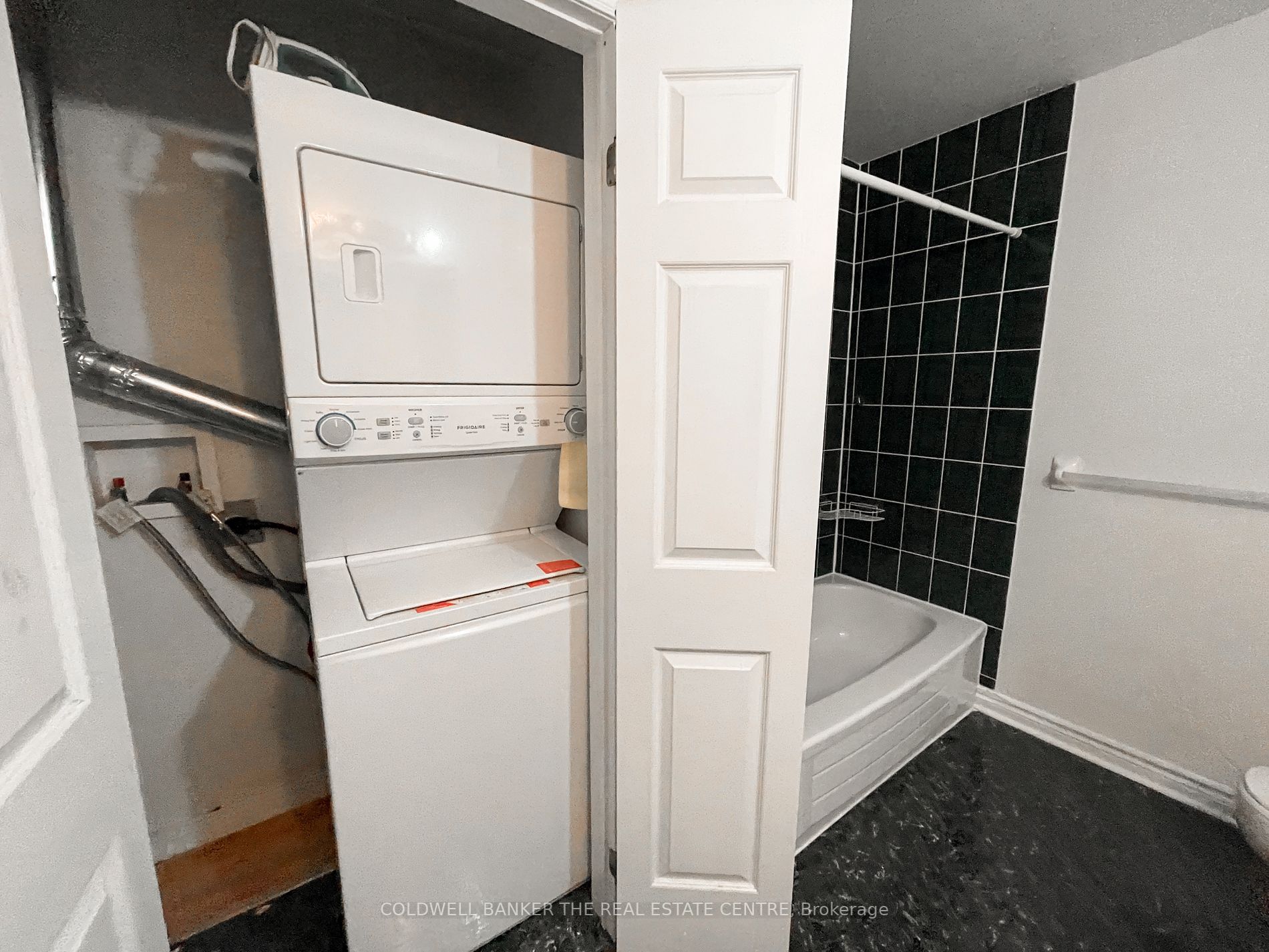 3 Elizabeth St, #Upper
