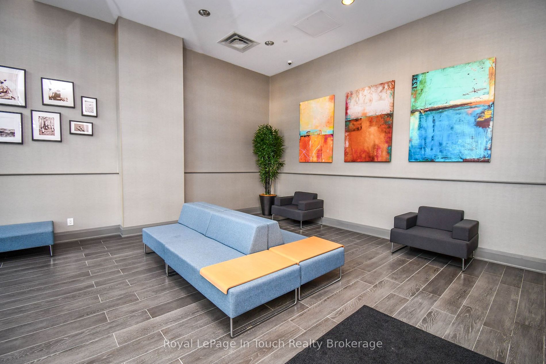 111 Worsley St, #513
