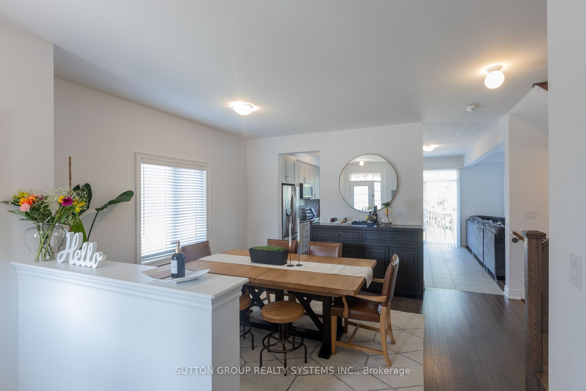 57 Emerald St