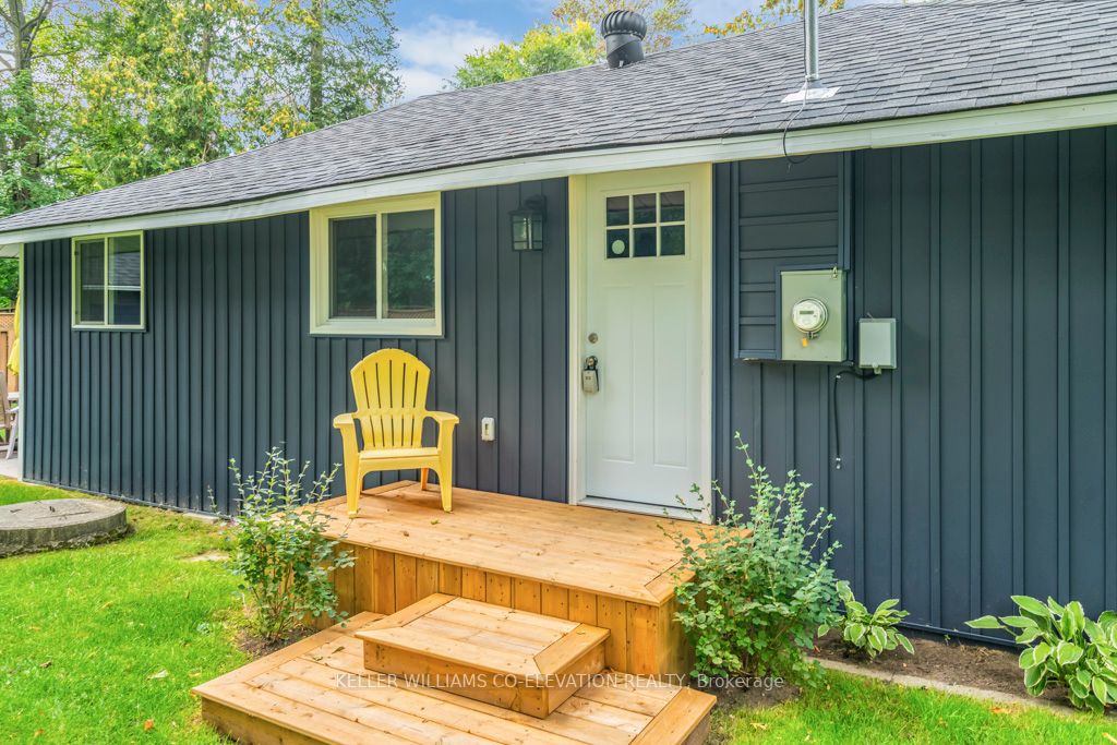 1966 Tiny Beaches Rd S