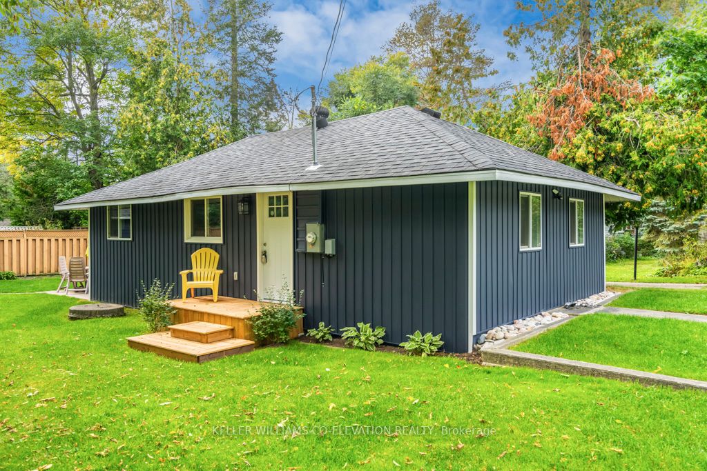 1966 Tiny Beaches Rd S