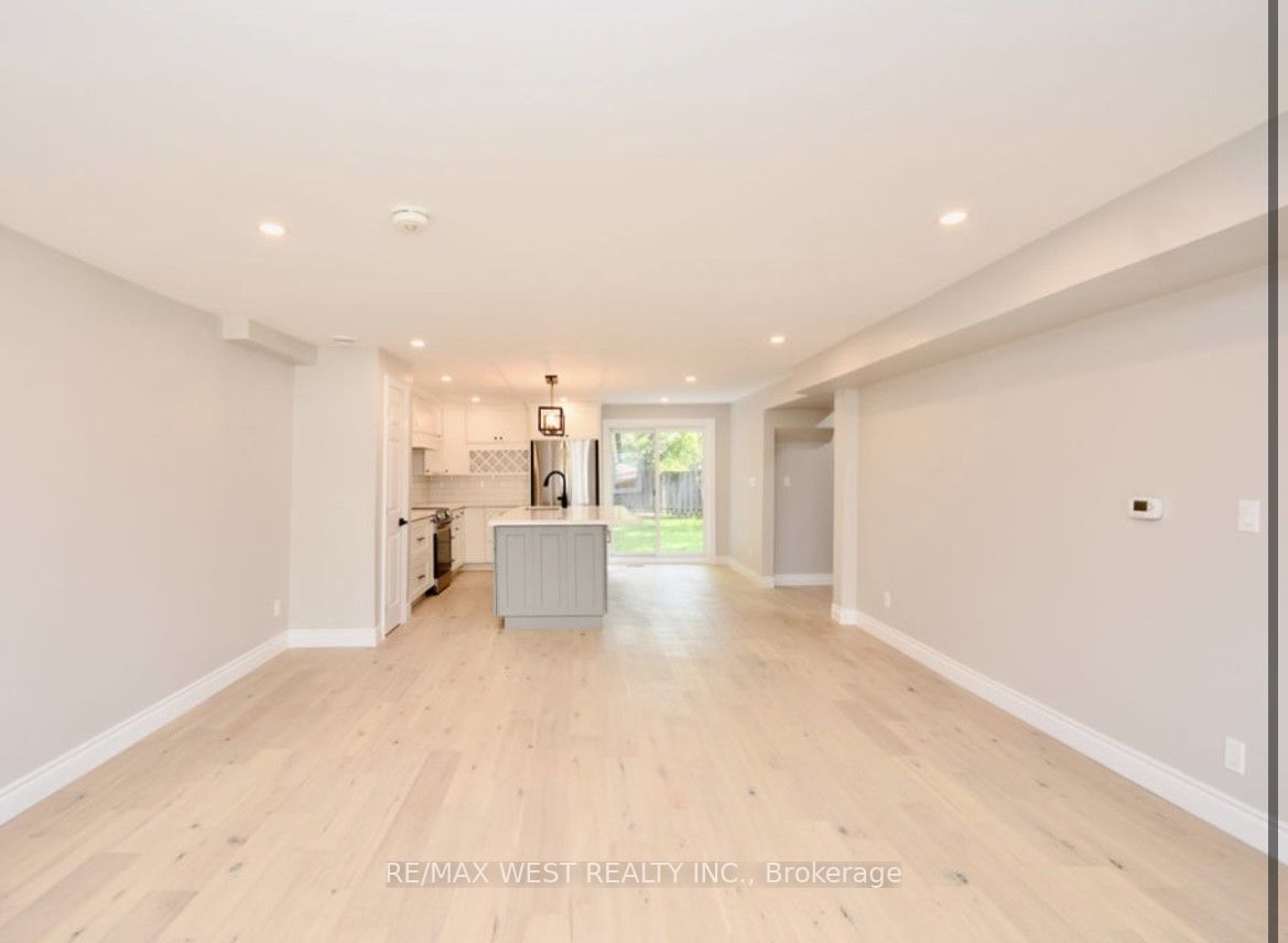 159 Cedar Island Rd