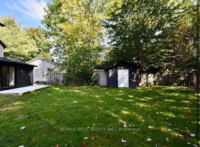 159 Cedar Island Rd