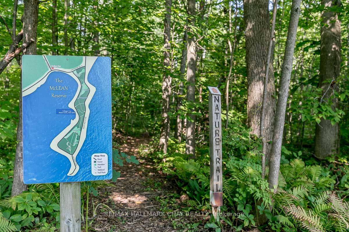 149 Eight Mile Point Rd