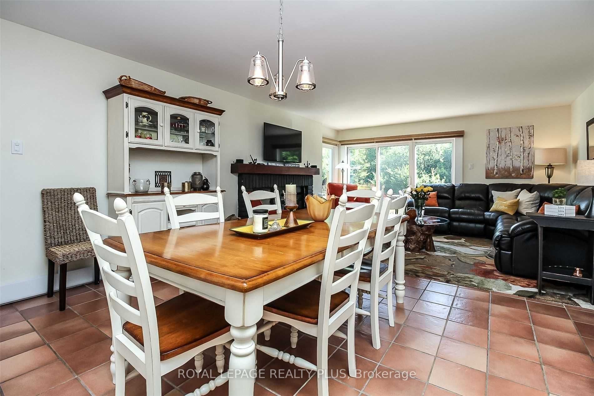 44 Trott Blvd, #6