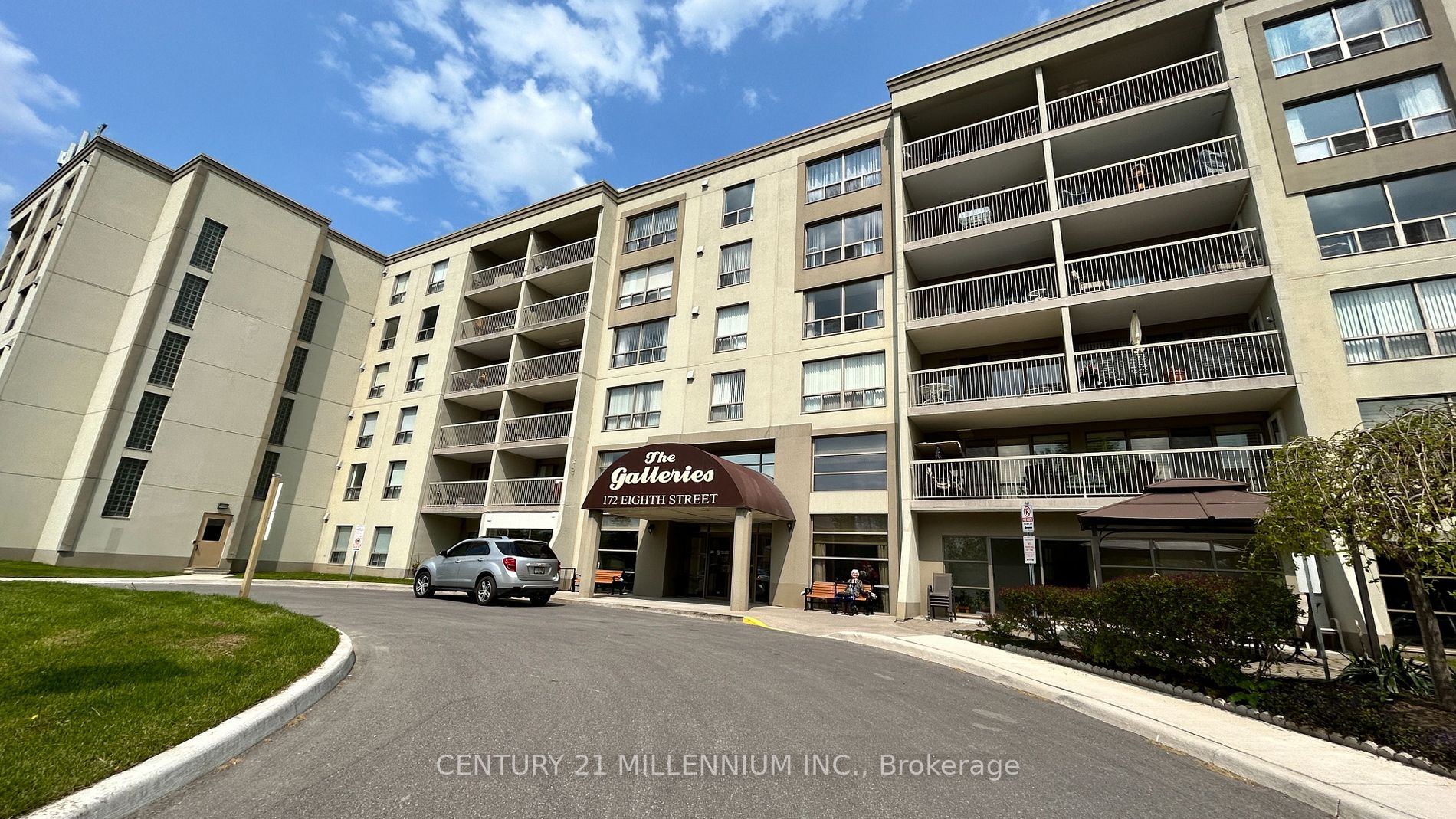 172 Eighth St, #607