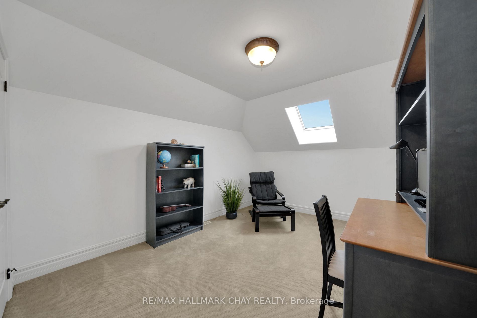 41 Lilac Lane