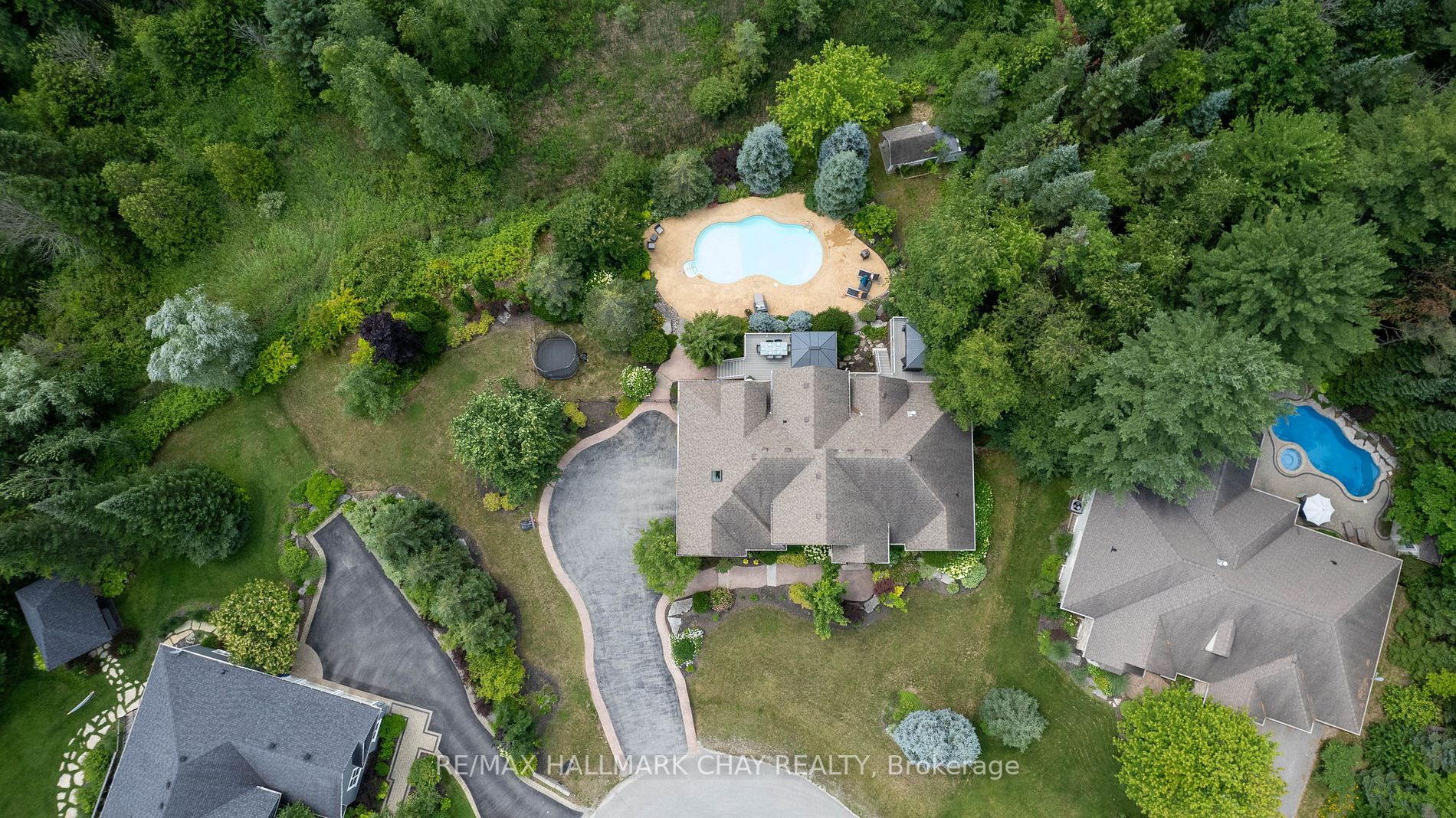 41 Lilac Lane
