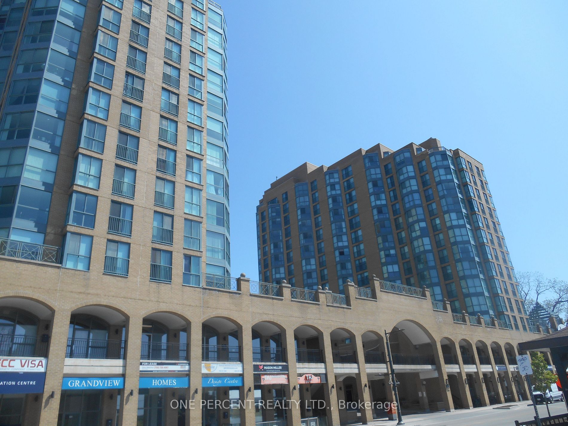 150 Dunlop St E, #408
