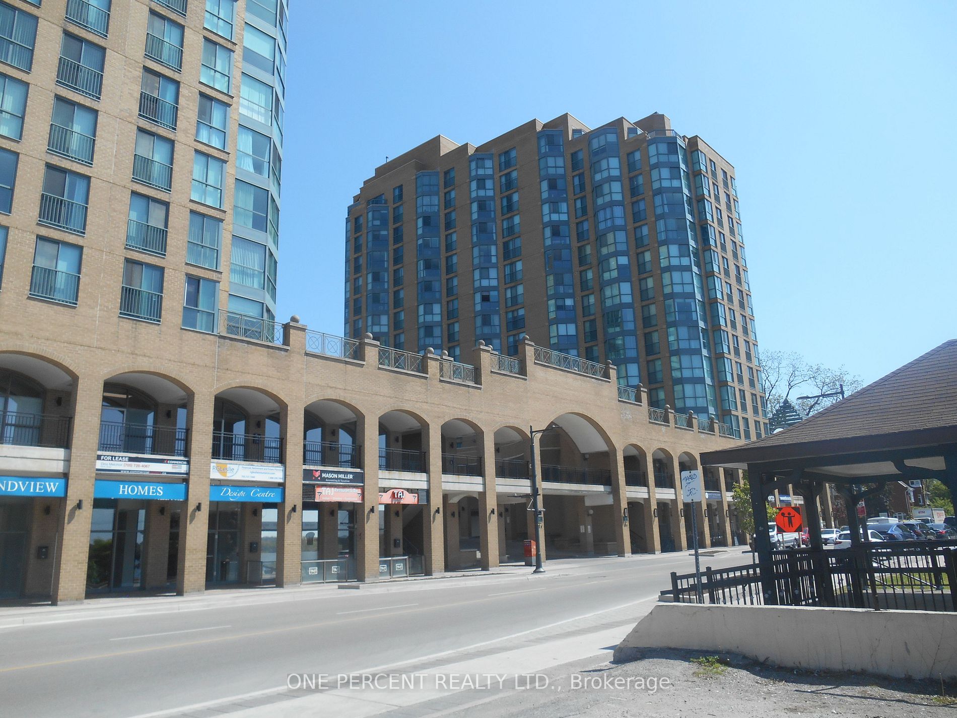 150 Dunlop St E, #408