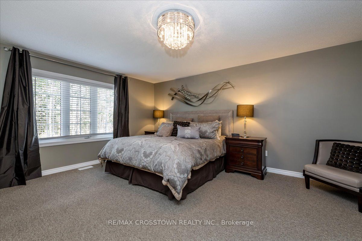 25 Moreau Way