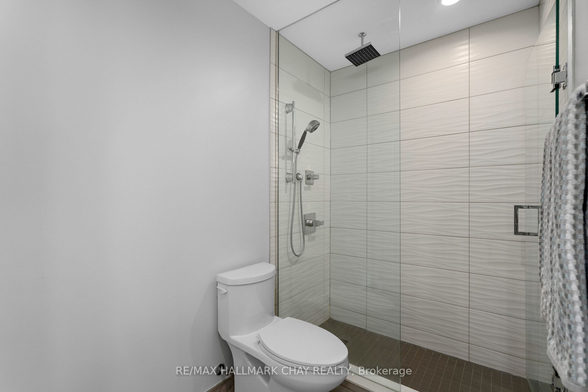 80 Horseshoe Blvd, #001