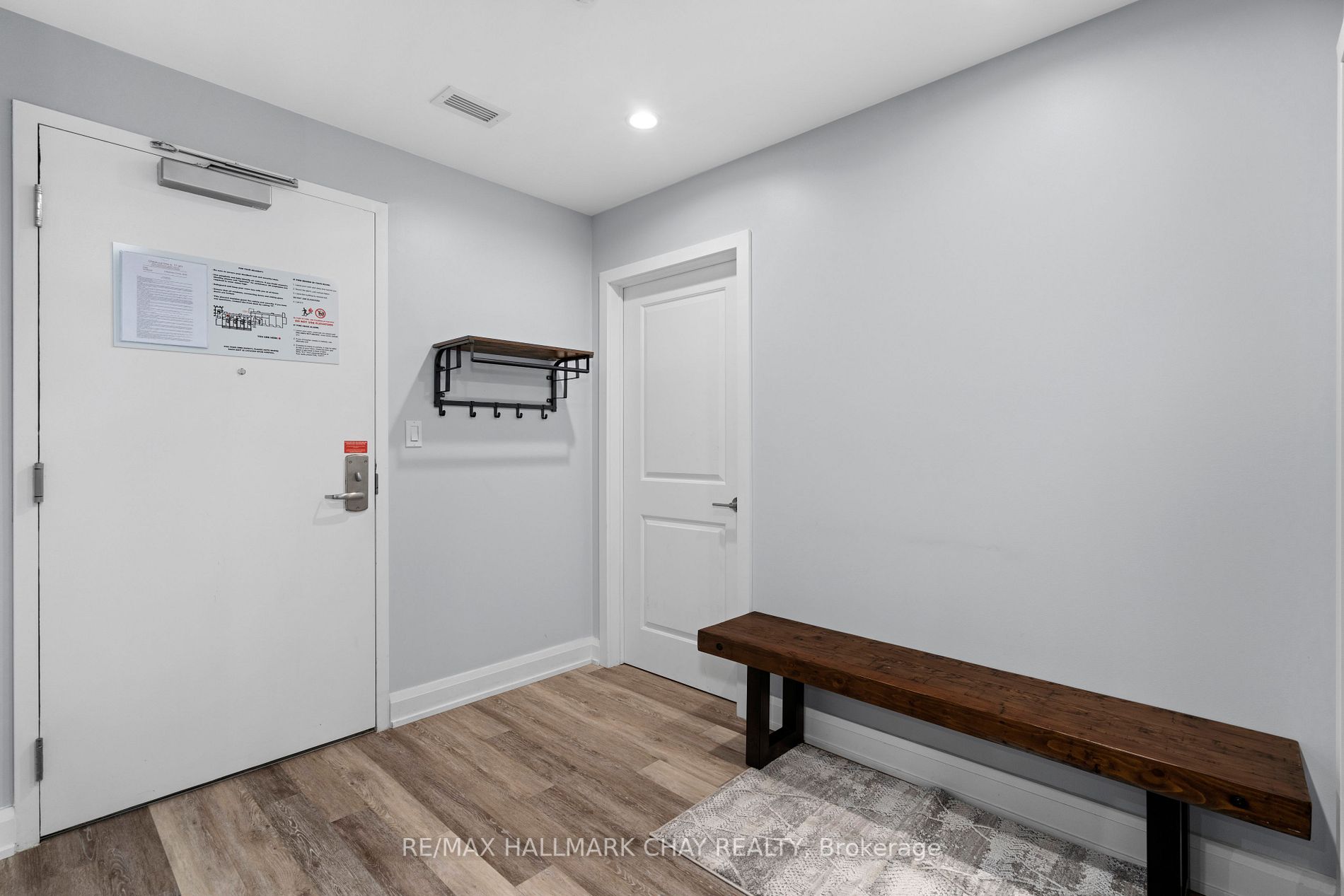 80 Horseshoe Blvd, #001