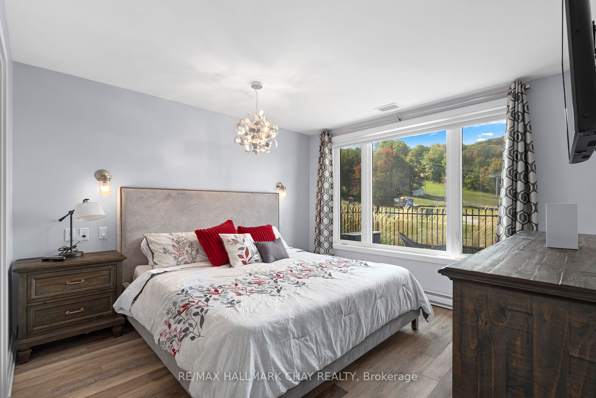 80 Horseshoe Blvd, #001