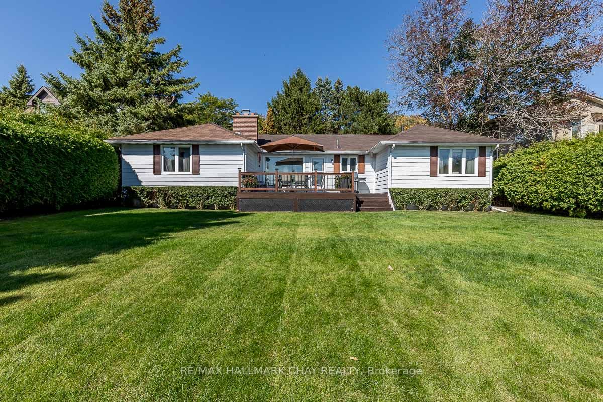 1125 Woodland Drive