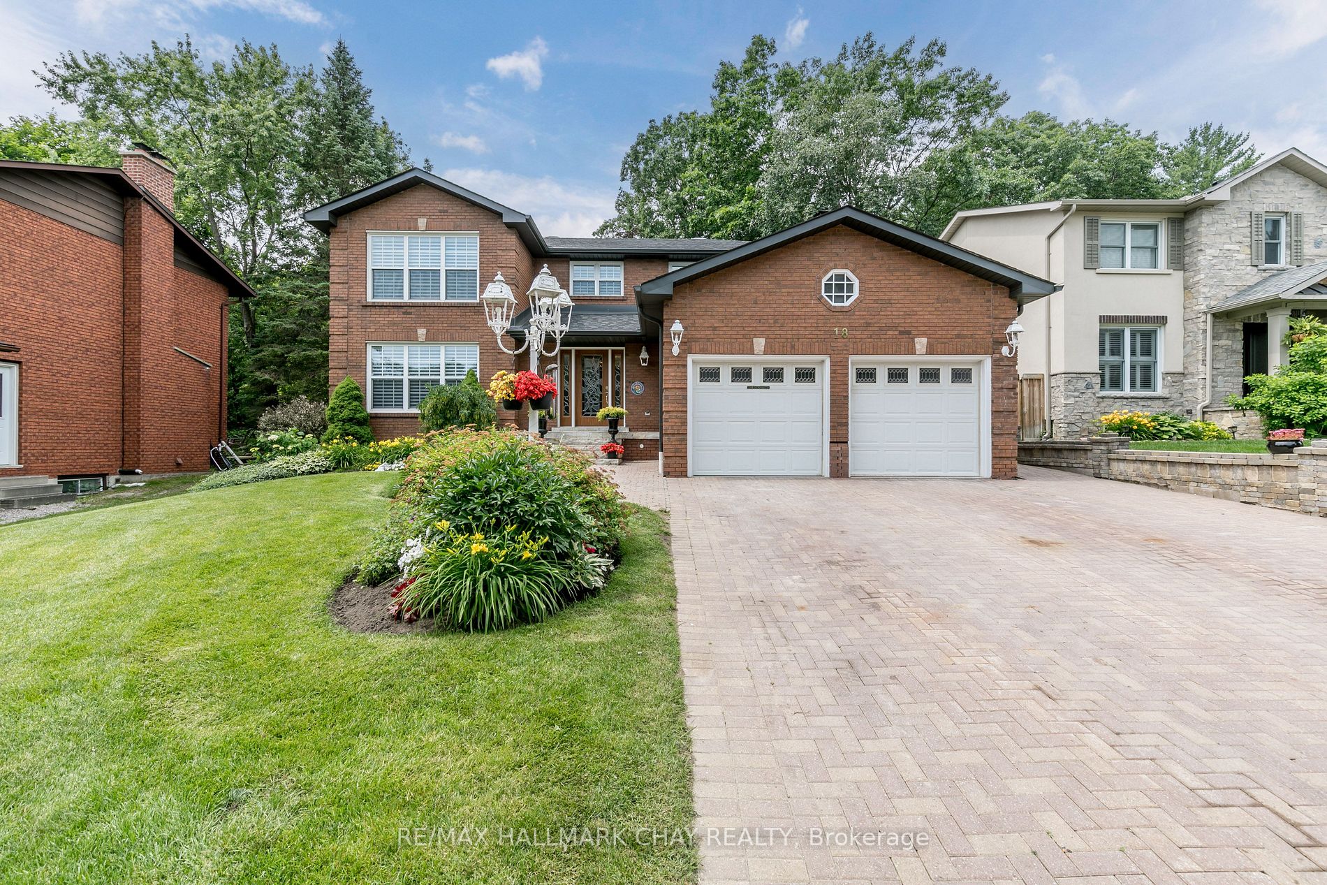 18 Valley Drive