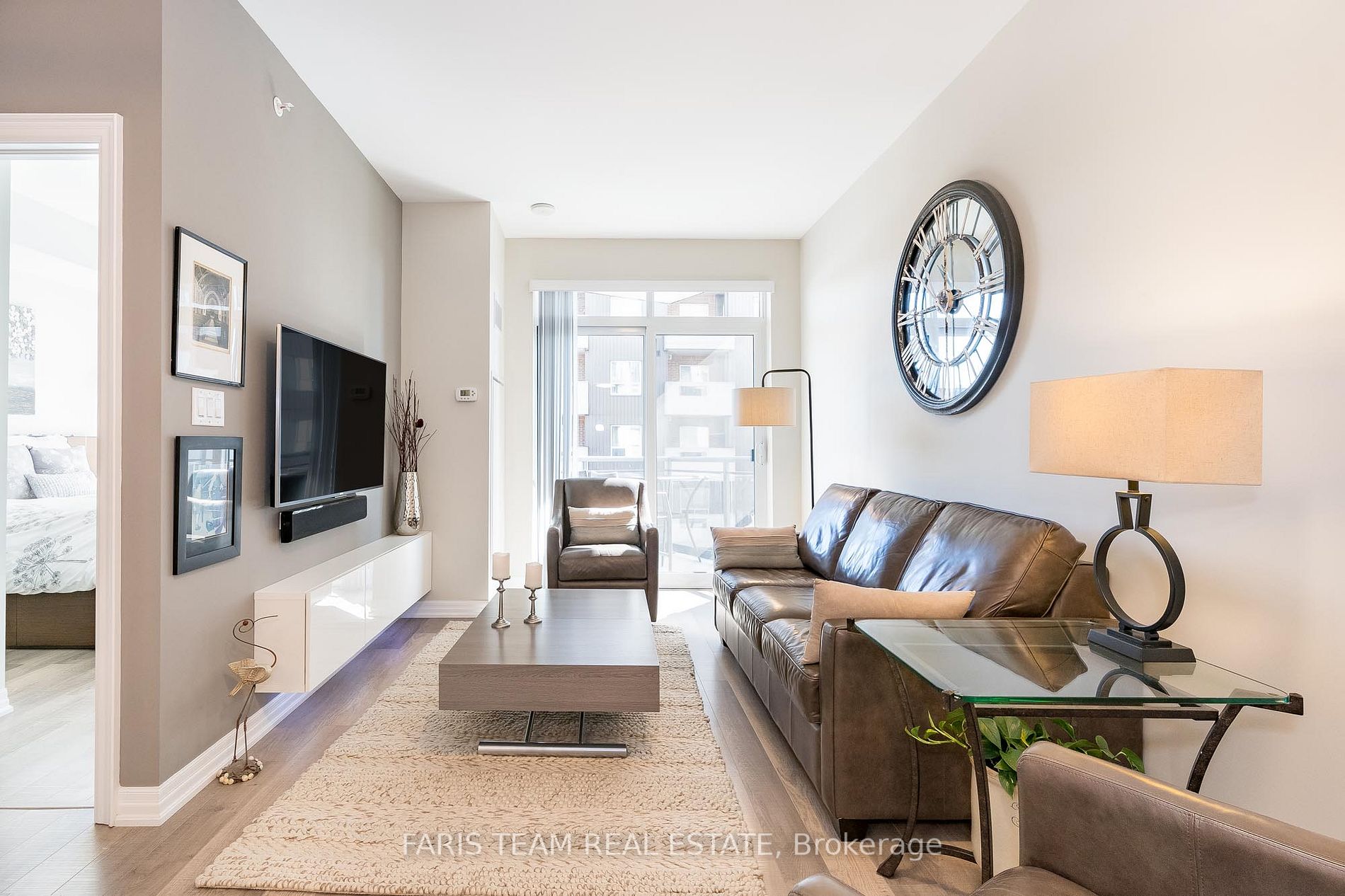 111 Worsley St, #506