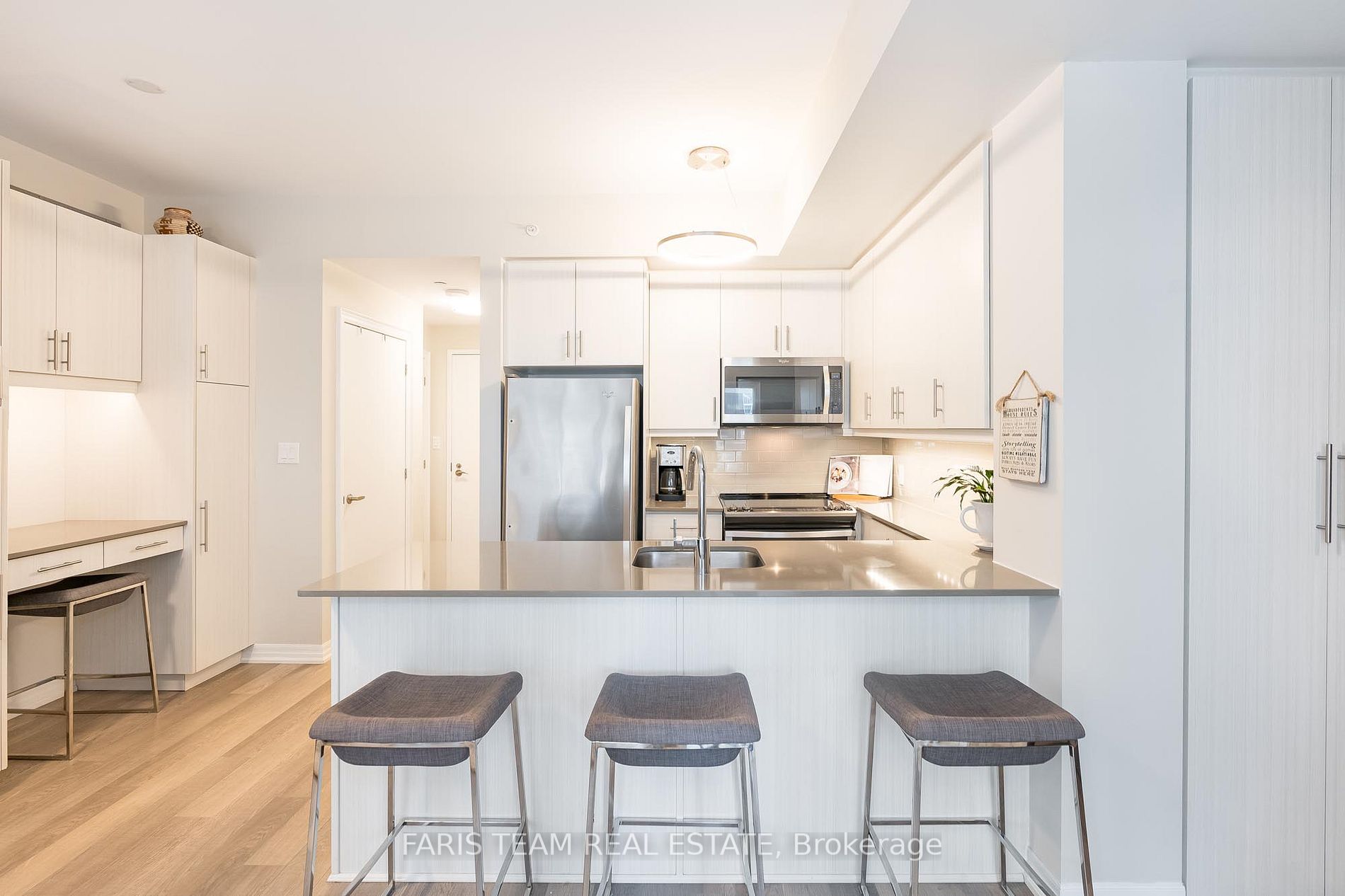 111 Worsley St, #506