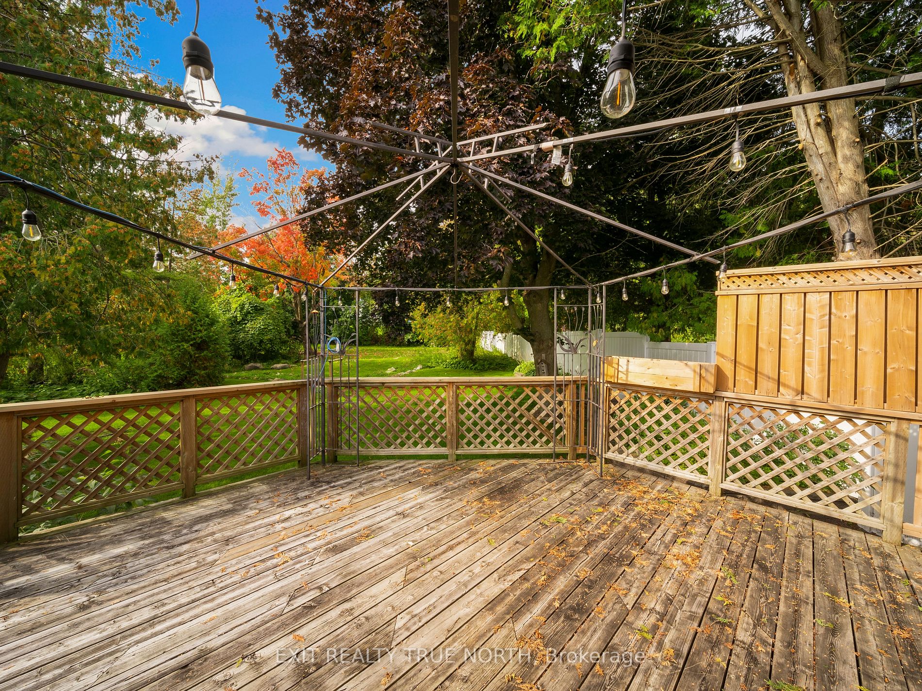 407 Sundial Dr