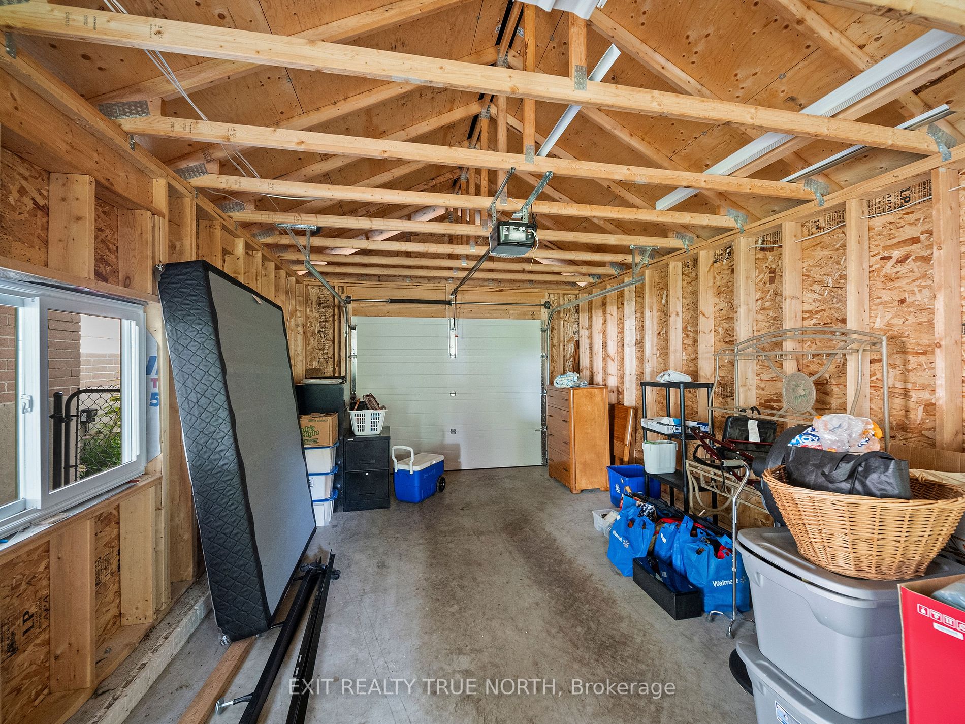 407 Sundial Dr