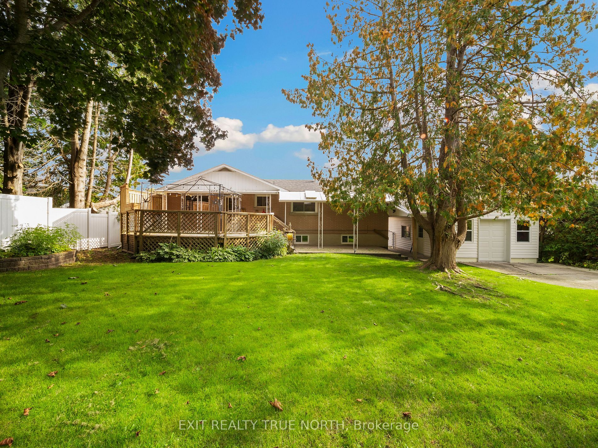 407 Sundial Dr